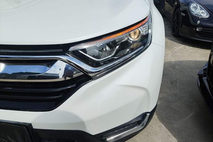 Used Honda CR-V 2017 240TURBO CVT Front-Wheel Drive Fashion Edition Left Front Headlight