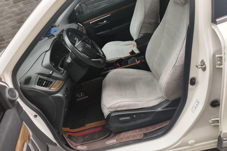 Used Honda CR-V 2017 240TURBO CVT Front-Wheel Drive Fashion Edition Left Front Seat