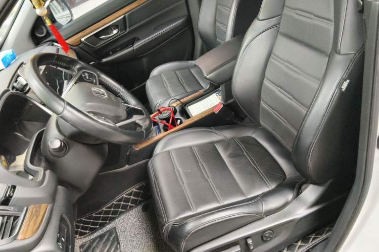 Used Honda CR-V 2017 240TURBO CVT Front-Wheel Drive Fashion Edition Left Front Seat