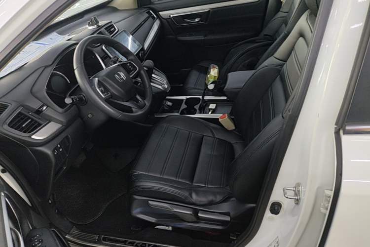 Used Honda CR-V 2017 240TURBO CVT 2WD Comfort Version Left Front Seat