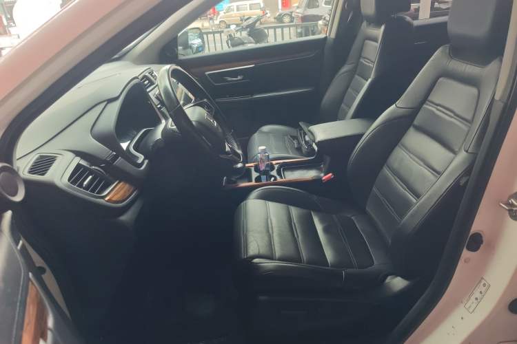 Used Honda CR-V 2017 240TURBO CVT Front-Wheel Drive Fashion Edition Left Front Seat