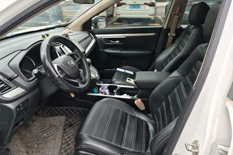 Used Honda CR-V 2017 240TURBO CVT 2WD Comfort Version Left Front Seat