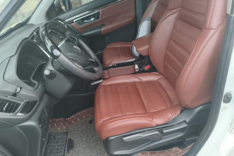 Used Honda CR-V 2017 Hybrid 2.0L Pure Speed Edition Left Front Seat