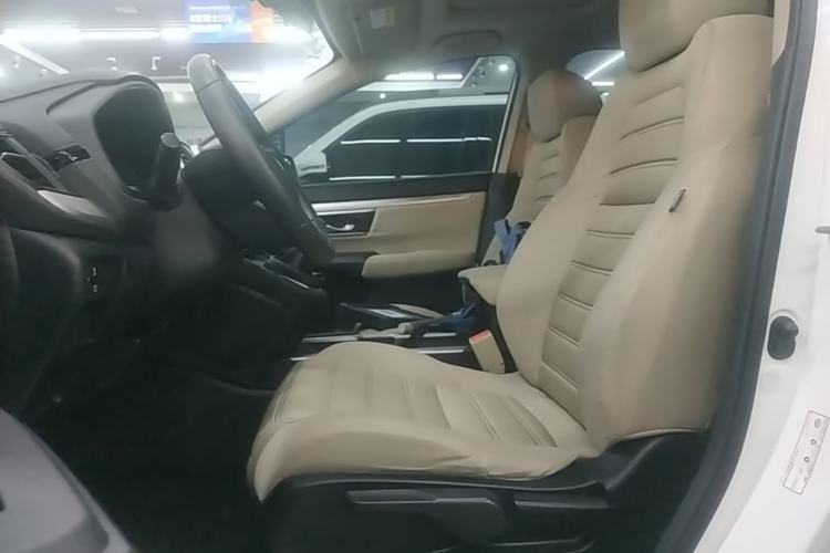 Used Honda CR-V 2017 240TURBO Manual Two-Wheel Drive Classic Edition Left Front Seat