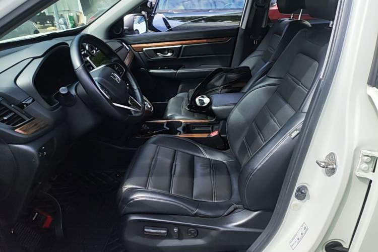 Used Honda CR-V 2017 240TURBO CVT Front-Wheel Drive Fashion Edition Left Front Seat