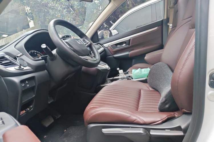 Used Honda CR-V 2017 240TURBO CVT 2WD Comfort Version Left Front Seat