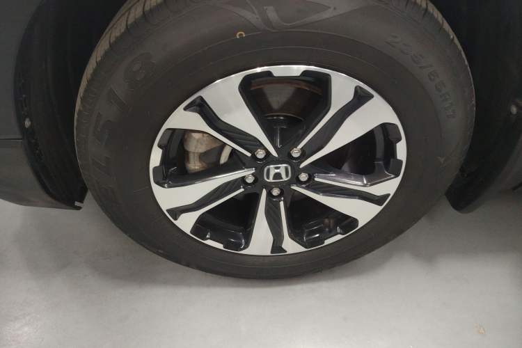 Used Honda CR-V 2017 240TURBO CVT 2WD Urban Edition Left Front Wheel Hub
