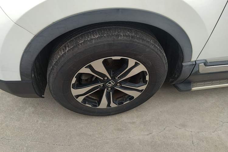 Used Honda CR-V 2017 240TURBO CVT Front-Wheel Drive Fashion Edition Left Front Wheel Hub