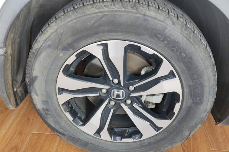 Used Honda CR-V 2017 240TURBO CVT 2WD Urban Edition Left Front Wheel Hub