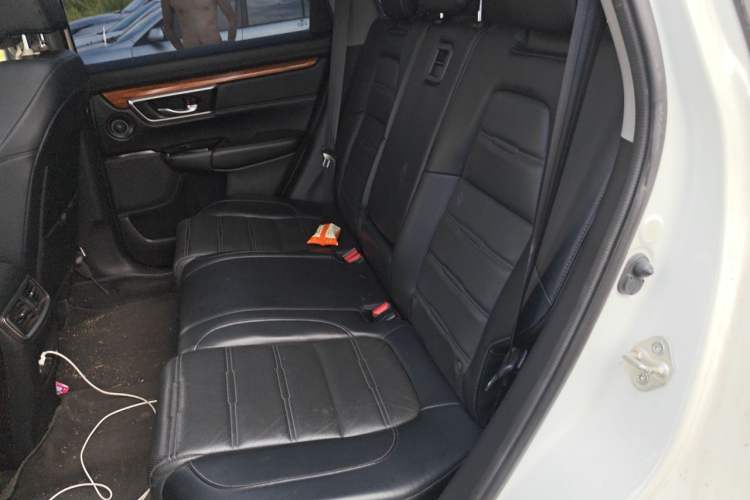 Used Honda CR-V 2017 240TURBO CVT Front-Wheel Drive Fashion Edition Left Rear Seat