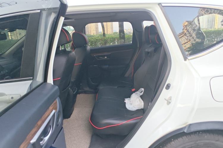 Used Honda CR-V 2017 240TURBO CVT Front-Wheel Drive Fashion Edition Left Rear Seat