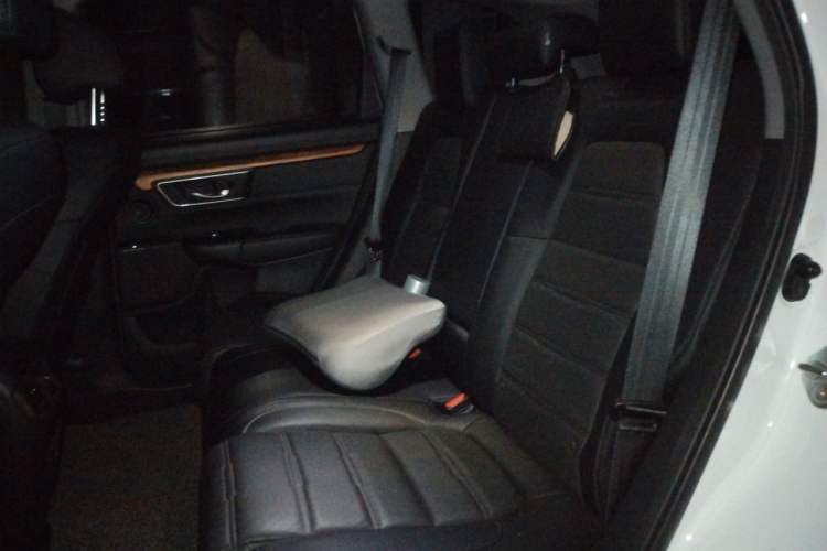 Used Honda CR-V 2017 240TURBO CVT Front-Wheel Drive Fashion Edition Left Rear Seat