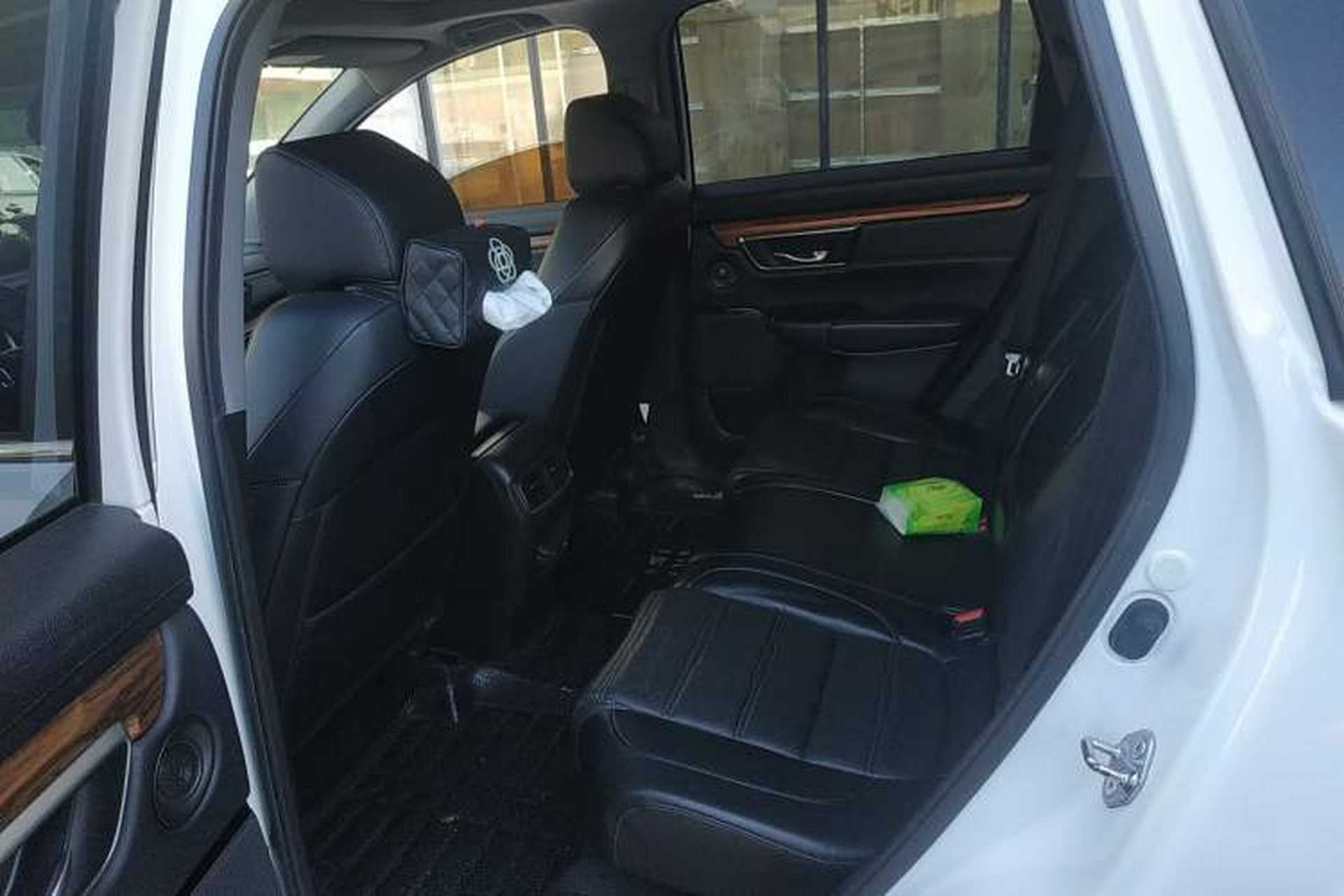 Used Honda CR-V 2017 240TURBO CVT Front-Wheel Drive Fashion Edition Left Rear Seat