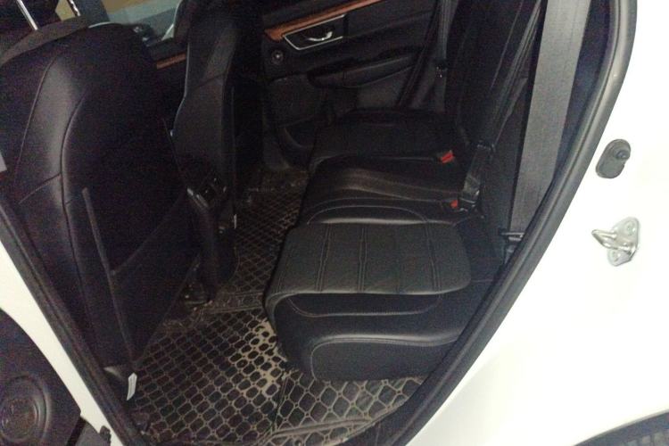 Used Honda CR-V 2017 240TURBO CVT Front-Wheel Drive Fashion Edition Left Rear Seat