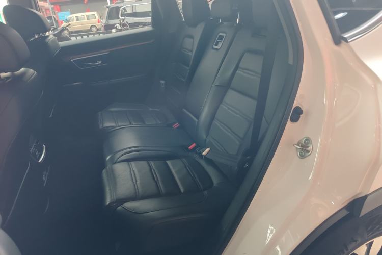 Used Honda CR-V 2017 240TURBO CVT Front-Wheel Drive Fashion Edition Left Rear Seat