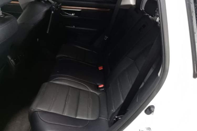 Used Honda CR-V 2017 240TURBO CVT Front-Wheel Drive Fashion Edition Left Rear Seat