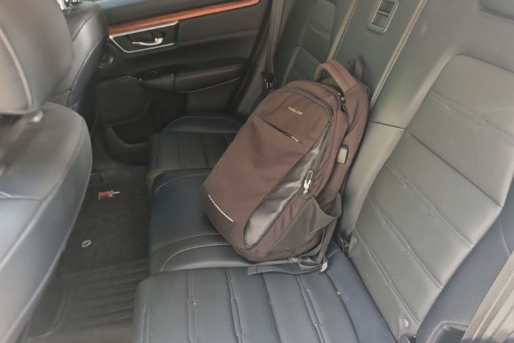 Used Honda CR-V 2017 240TURBO CVT Front-Wheel Drive Fashion Edition Left Rear Seat