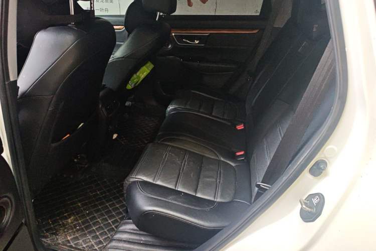 Used Honda CR-V 2017 240TURBO CVT Front-Wheel Drive Fashion Edition Left Rear Seat