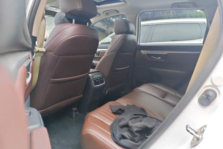 Used Honda CR-V 2017 240TURBO CVT 2WD Comfort Version Left Rear Seat