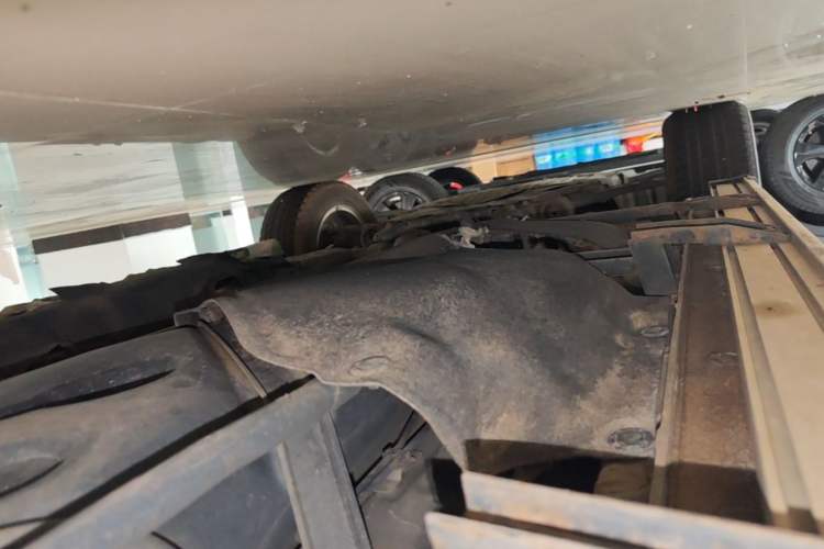 Used Honda CR-V 2017 240TURBO CVT 2WD Comfort Version Left Side Sill