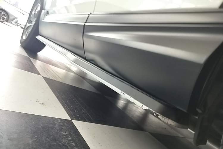 Used Honda CR-V 2017 Hybrid 2.0L Pure Speed Edition Left Side Sill