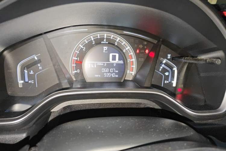 Used Honda CR-V 2017 240TURBO CVT 2WD Urban Edition Odometer Close Up
