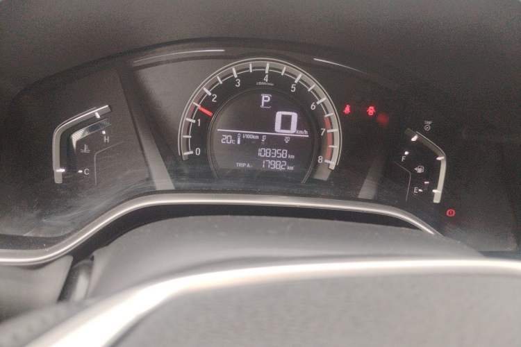 Used Honda CR-V 2017 240TURBO CVT 2WD Urban Edition Odometer Close Up