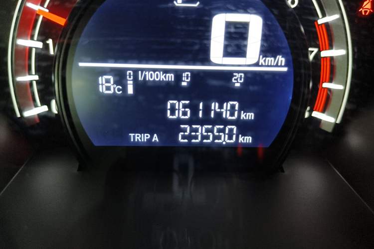 Used Honda CR-V 2017 240TURBO CVT 2WD Urban Edition Odometer Close Up
