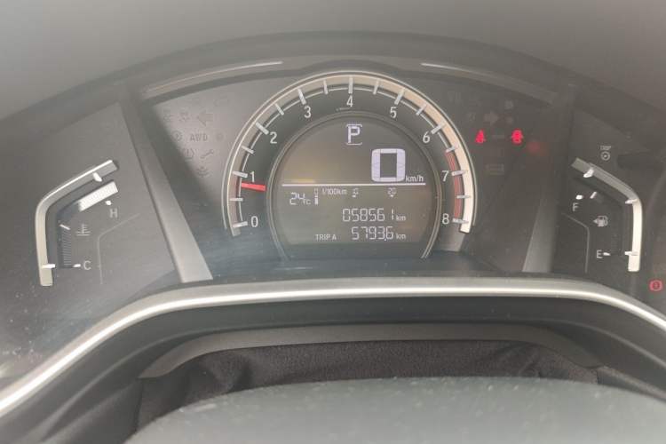 Used Honda CR-V 2017 240TURBO CVT 2WD Comfort Version Odometer Close Up