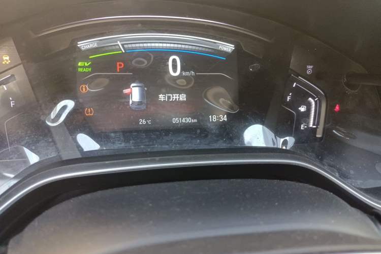 Used Honda CR-V 2017 Hybrid 2.0L Pure Drive Edition Odometer Close Up