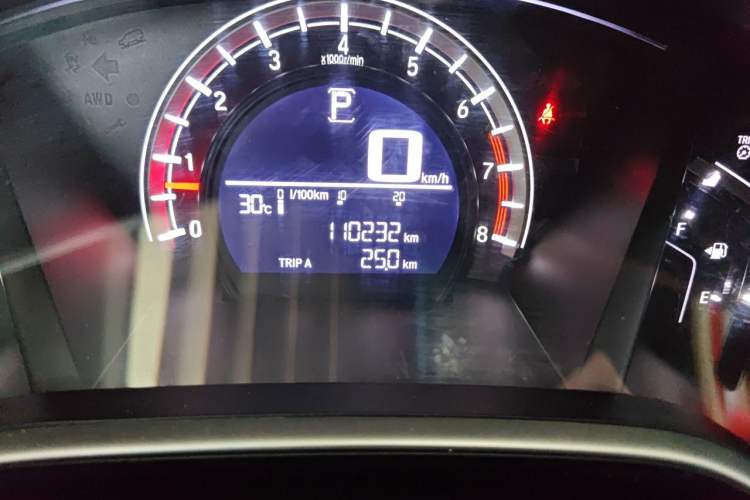 Used Honda CR-V 2017 240TURBO CVT 2WD Urban Edition Odometer Close Up