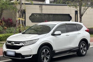 Used Honda CR-V 2017 240TURBO CVT Front-Wheel Drive Fashion Edition