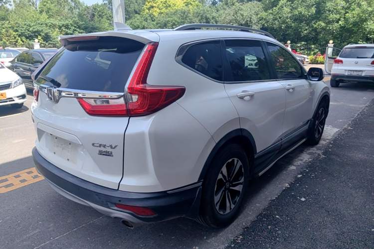 Used Honda CR-V 2017 240TURBO CVT Front-Wheel Drive Fashion Edition Rear Right 45 Deg