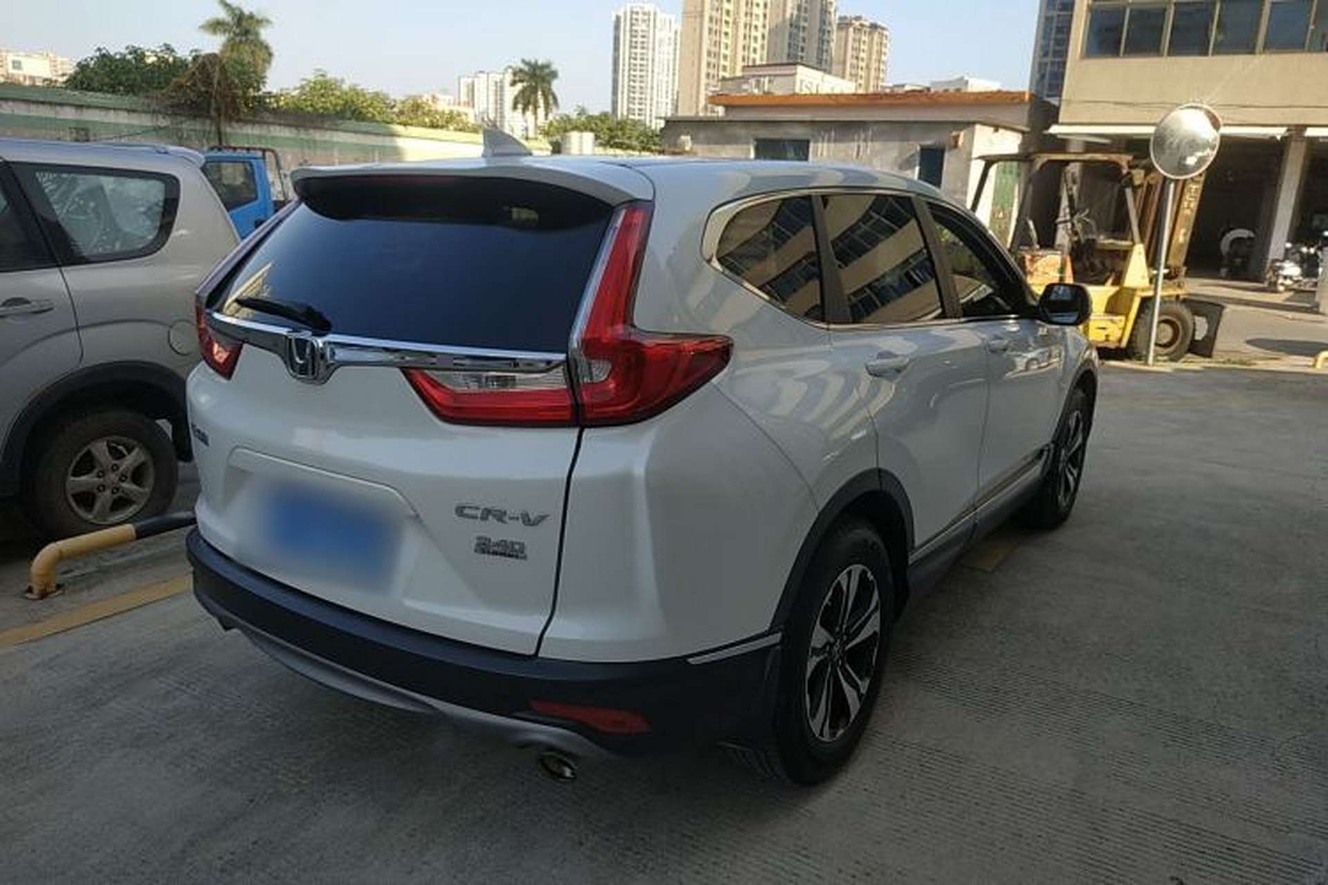 Used Honda CR-V 2017 240TURBO CVT Front-Wheel Drive Fashion Edition Rear Right 45 Deg
