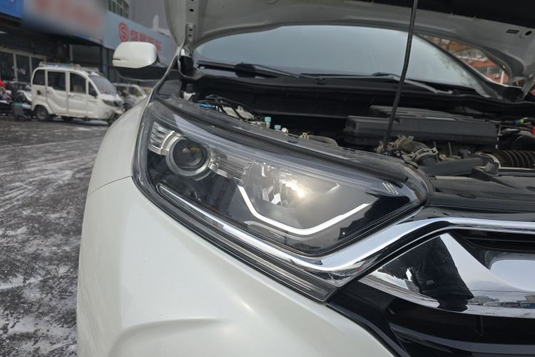 Used Honda CR-V 2017 240TURBO CVT 2WD Comfort Version Right Front Headlight