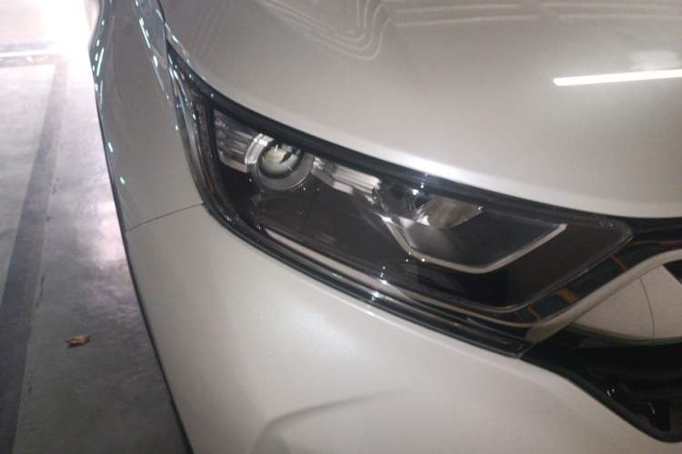 Used Honda CR-V 2017 240TURBO CVT 2WD Comfort Version Right Front Headlight