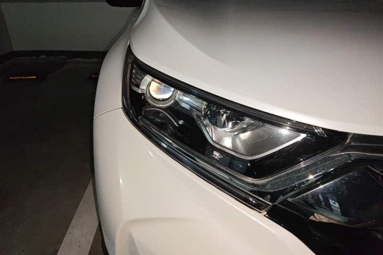 Used Honda CR-V 2017 240TURBO Manual Two-Wheel Drive Classic Edition Right Front Headlight