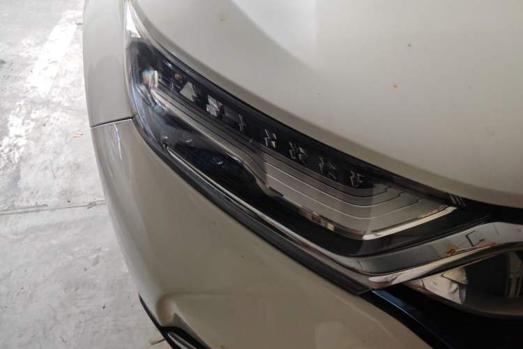 Used Honda CR-V 2017 Hybrid 2.0L Pure Edition Right Front Headlight