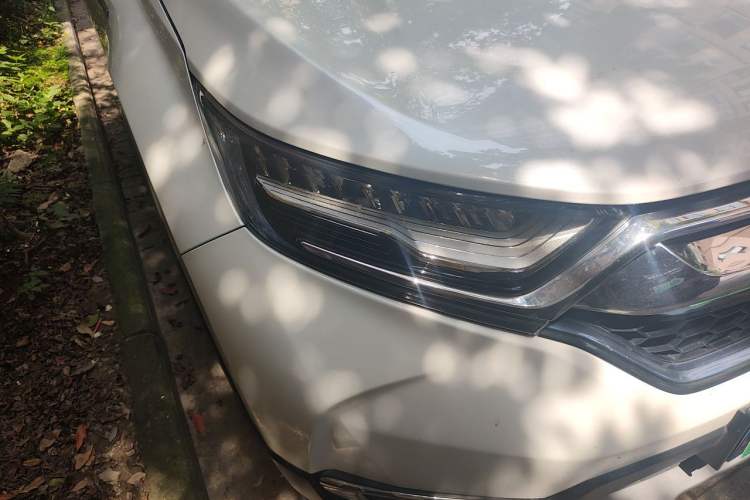 Used Honda CR-V 2017 Hybrid 2.0L Pure Drive Edition Right Front Headlight