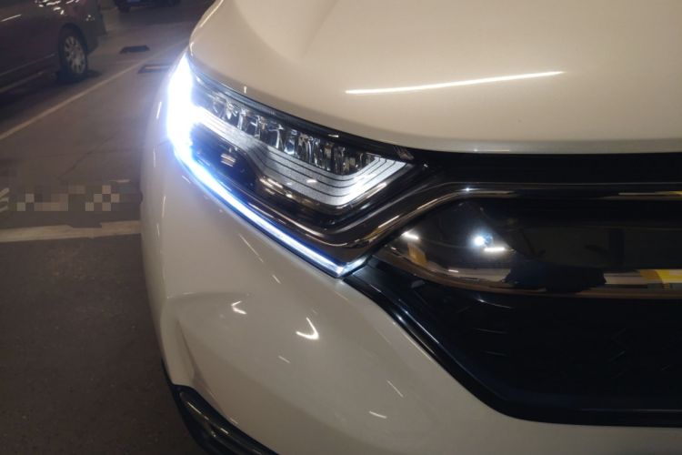Used Honda CR-V 2017 Hybrid 2.0L Pure Drive Edition Right Front Headlight