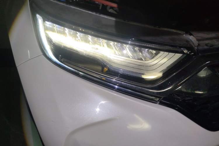 Used Honda CR-V 2017 Hybrid 2.0L Pure Speed Edition Right Front Headlight