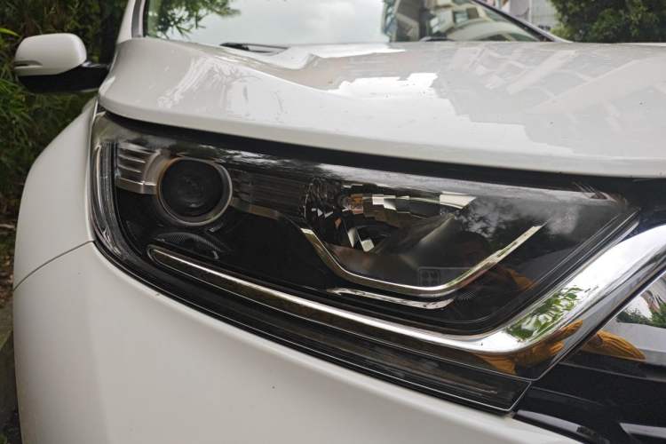 Used Honda CR-V 2017 240TURBO CVT 2WD Comfort Version Right Front Headlight