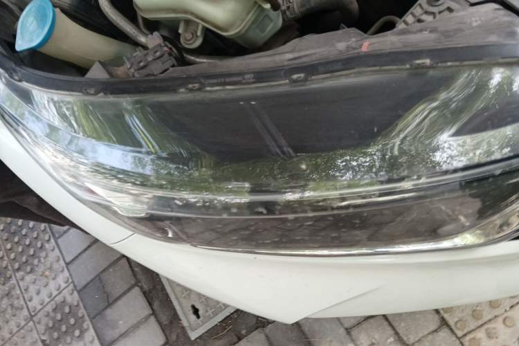 Used Honda CR-V 2017 240TURBO Manual Two-Wheel Drive Classic Edition Right Front Headlight