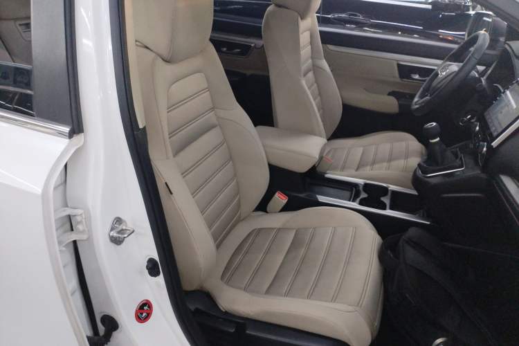 Used Honda CR-V 2017 240TURBO Manual Two-Wheel Drive Classic Edition Right Front Seat