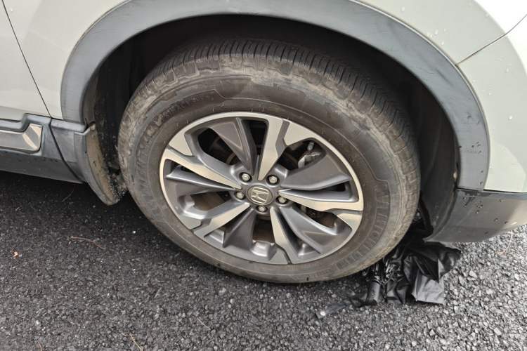 Used Honda CR-V 2017 Hybrid 2.0L Pure Drive Edition Right Front Wheel Hub