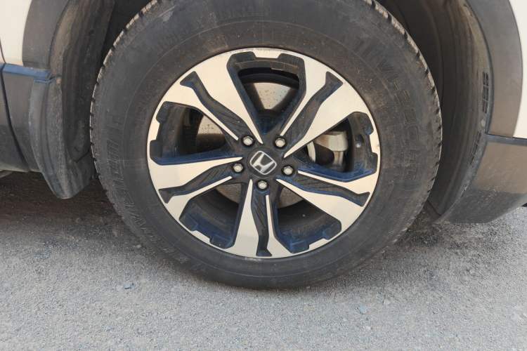 Used Honda CR-V 2017 240TURBO CVT 2WD Comfort Version Right Front Wheel Hub