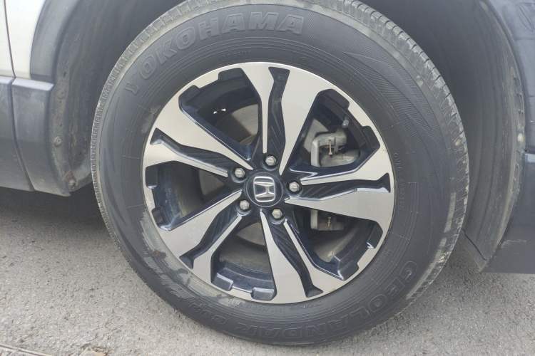 Used Honda CR-V 2017 240TURBO CVT Front-Wheel Drive Fashion Edition Right Front Wheel Hub