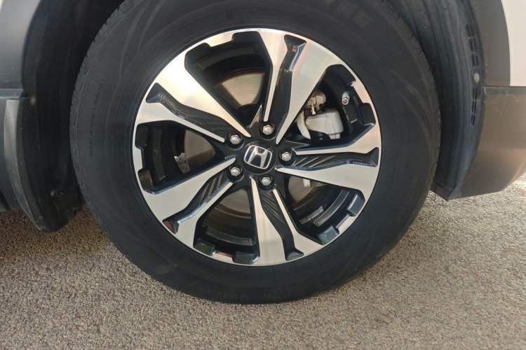 Used Honda CR-V 2017 240TURBO CVT Front-Wheel Drive Fashion Edition Right Front Wheel Hub