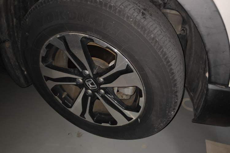 Used Honda CR-V 2017 240TURBO CVT 2WD Urban Edition Right Front Wheel Hub