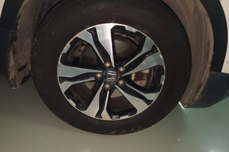 Used Honda CR-V 2017 240TURBO CVT Front-Wheel Drive Fashion Edition Right Front Wheel Hub